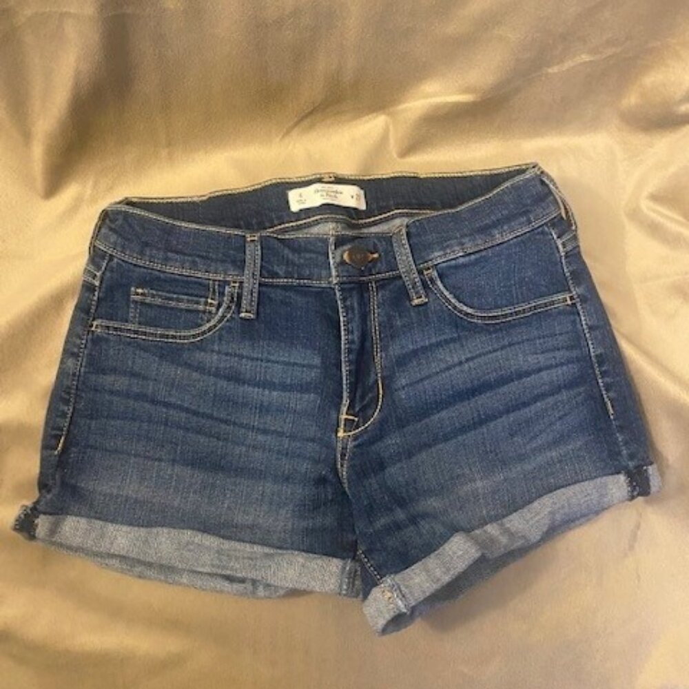 Abercrombie & Fitch Jean Shorts Sz. 4/27